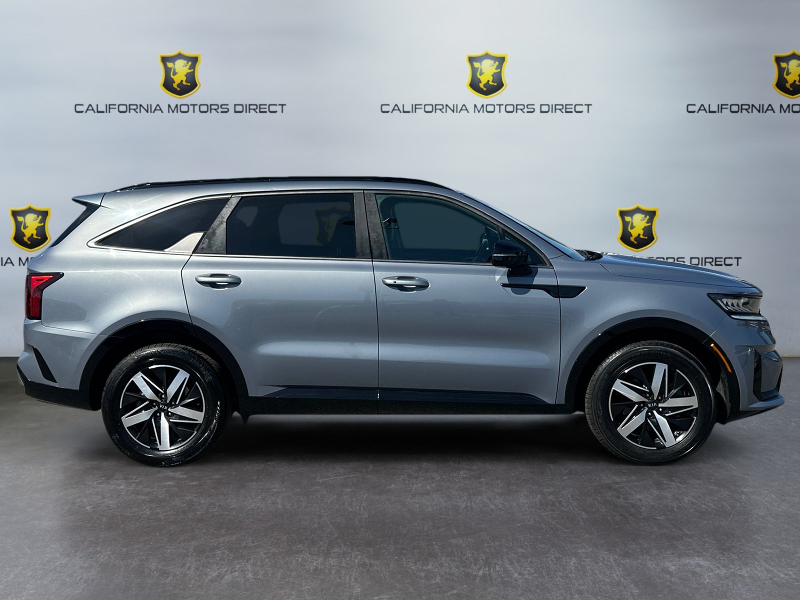 Used 2021 Kia Sorento S FWD image 6
