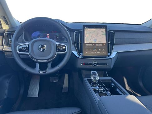 New 2026 Volvo XC90 T8 Ultra w/ Protection Package Premier AWD/4WD image 28
