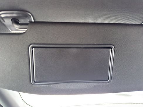 New 2025 Jeep Grand Cherokee Altitude image 23