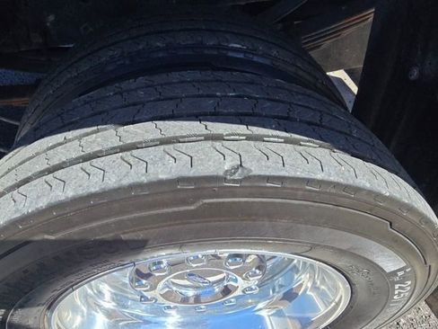 Used 2022 Ford F450 Lariat w/ Lariat Value Package image 11