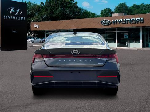 New 2026 Hyundai Elantra Blue image 6