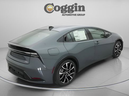 New 2026 Toyota Prius Plug-In Hybrid image 18