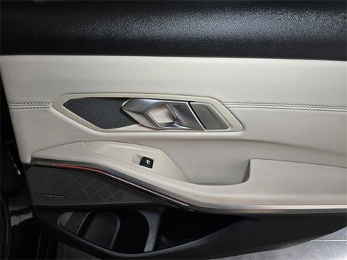 Used 2021 BMW M340i w/ Executive Package image 23