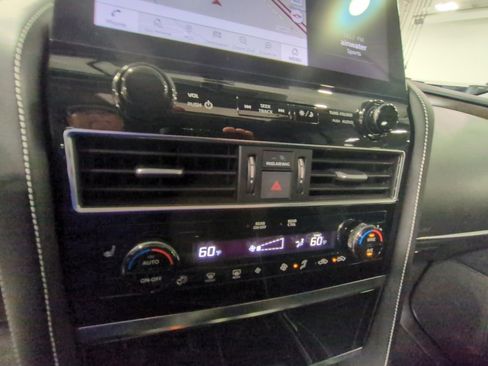 Used 2023 INFINITI QX80 Premium Select w/ Cargo Package image 15