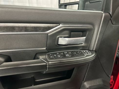 Used 2024 RAM 2500 Big Horn w/ Safety Group image 14