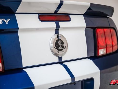 Used 2009 Ford Mustang Shelby GT500 RWD image 30