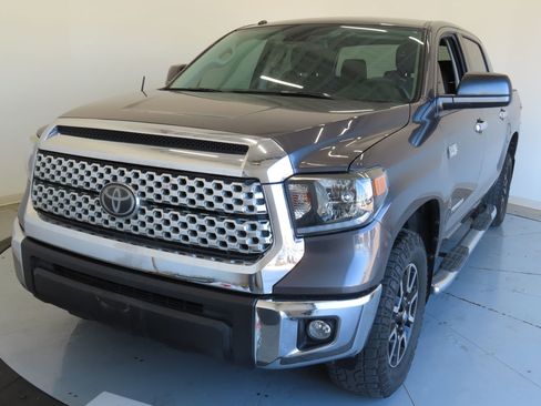 Used 2019 Toyota Tundra SR5 w/ SR5 Upgrade Package image 9