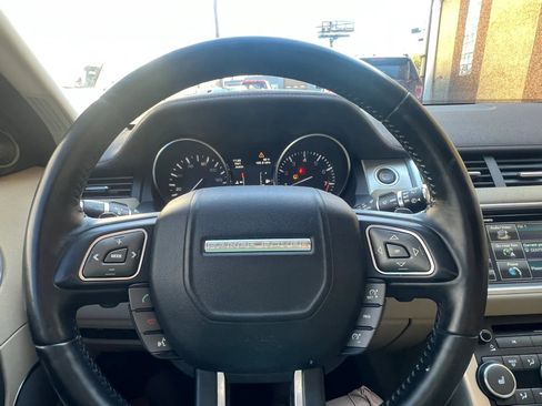 Used 2014 Land Rover Range Rover Evoque Pure Plus image 16