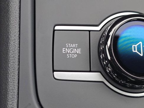 New 2026 Volkswagen Tiguan SE R-Line image 26