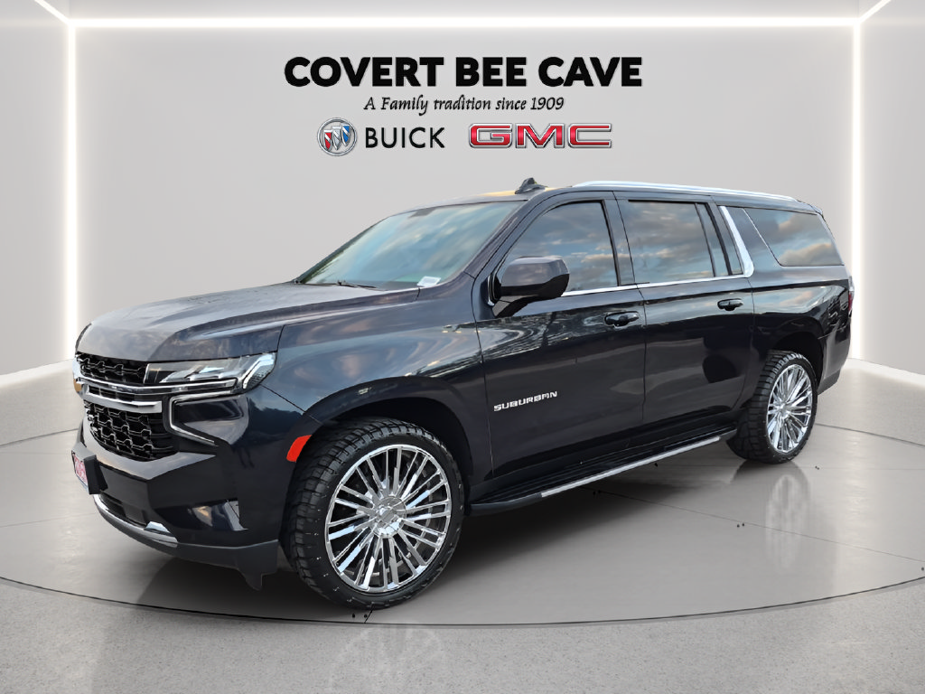 Used 2023 Chevrolet Suburban LS w/ Driver Alert Package RWD image 3