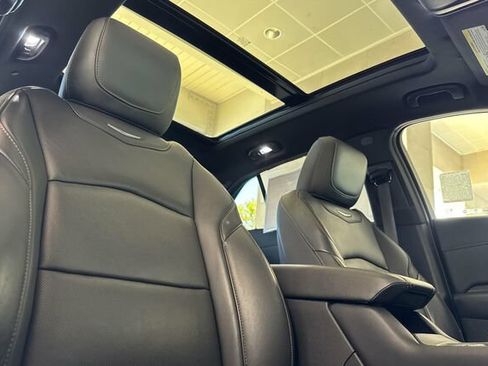 Used 2019 Cadillac XT4 Sport FWD image 17
