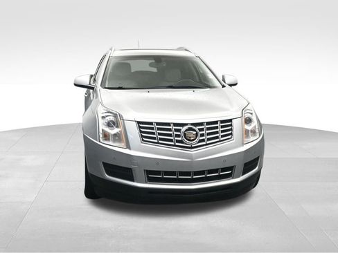 Used 2016 Cadillac SRX Luxury FWD image 8