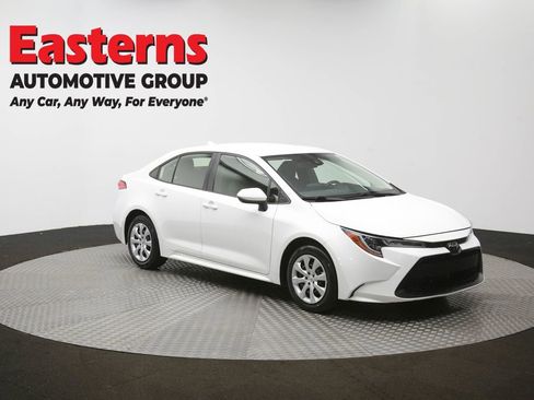 Used 2022 Toyota Corolla LE image 48