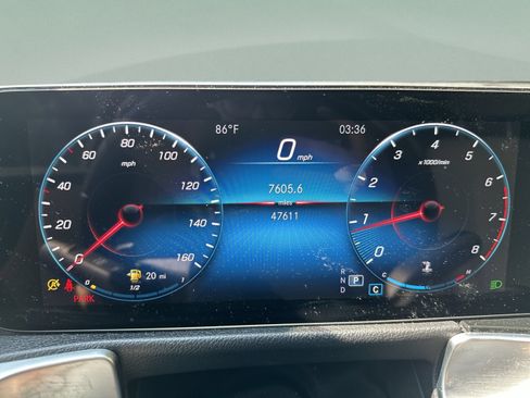 Used 2022 Mercedes-Benz GLB 250 image 10