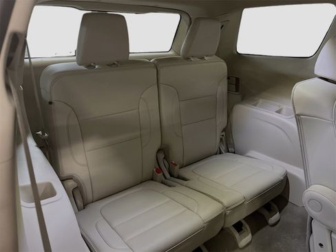 Used 2023 GMC Acadia Denali w/ Denali Ultimate Package image 30