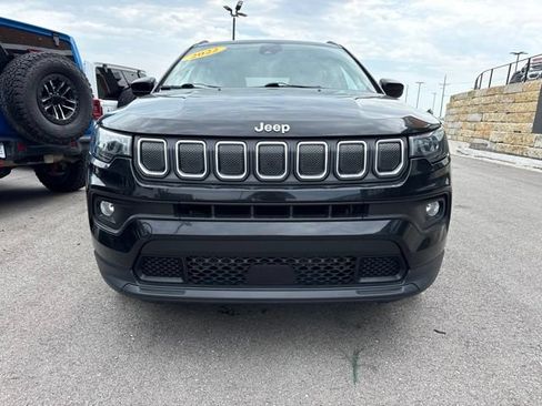 Used 2022 Jeep Compass Latitude AWD/4WD image 8