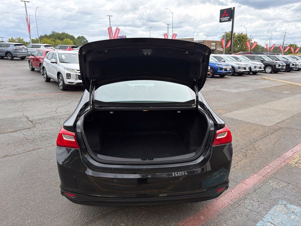Used 2024 Chevrolet Malibu LT FWD image 8