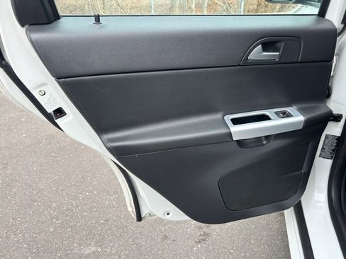 Used 2010 Volvo S40 2.4i image 15