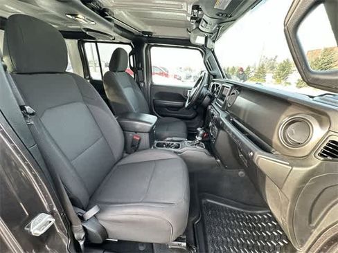 Used 2023 Jeep Wrangler Unlimited Sport image 22