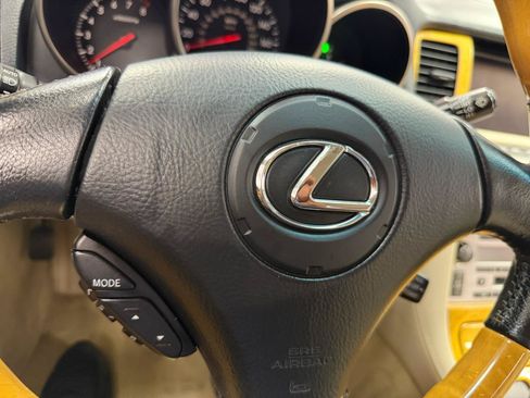 Used 2003 Lexus SC 430 Convertible RWD image 24
