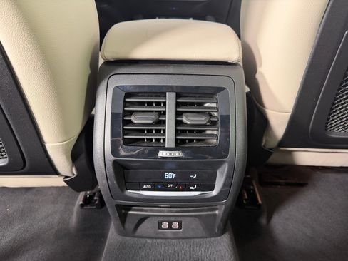 Used 2024 BMW X3 sDrive30i w/ Premium Package RWD image 32