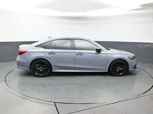 Used 2024 Honda Civic Sport image 7
