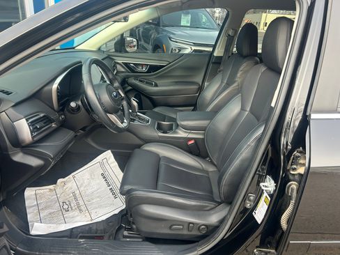 Used 2021 Subaru Outback Limited image 13