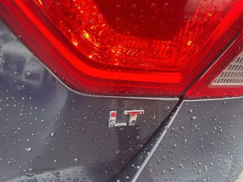 Used 2018 Chevrolet Impala LT w/ Sunroof and Spoiler Package image 16