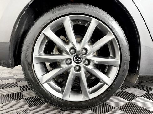 Used 2018 MAZDA MAZDA3 Grand Touring w/ Premium Equipment Package FWD image 25