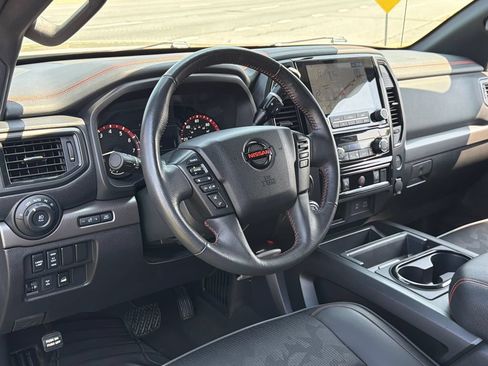 Used 2020 Nissan Titan PRO-4X AWD/4WD image 24
