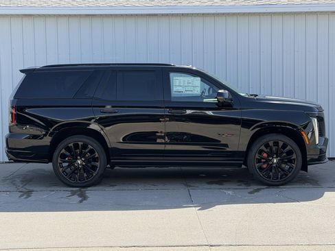New 2026 Cadillac Escalade V AWD/4WD image 3
