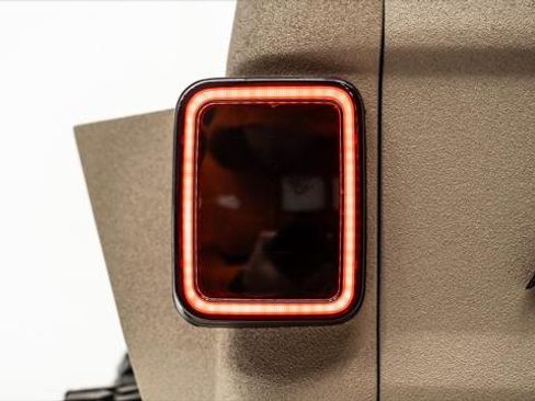 Used 2026 Jeep Gladiator Sport AWD/4WD image 33