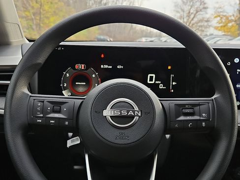 New 2026 Nissan Kicks SV image 14