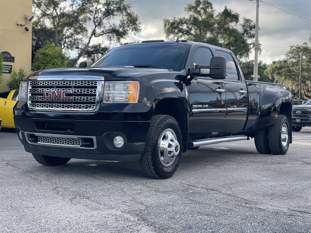 Used 2012 GMC Sierra 3500 Denali AWD/4WD image 9