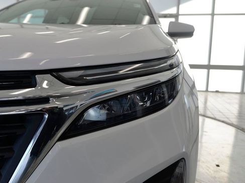 Certified 2024 Chevrolet Equinox LT image 11