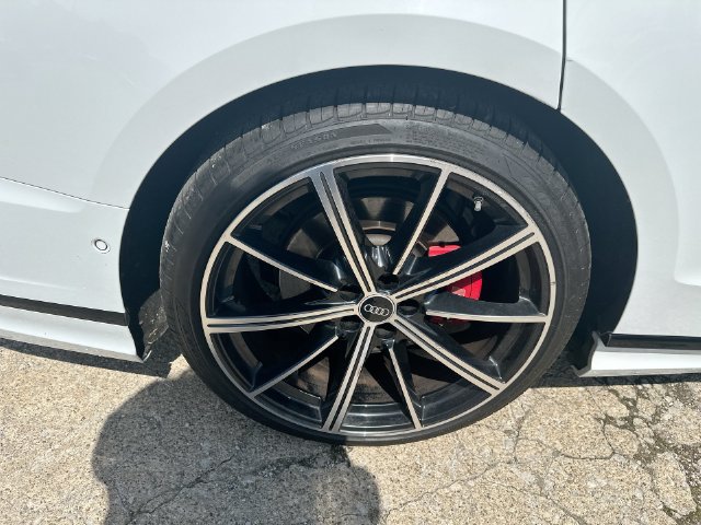 Used 2023 Audi S8 w/ S8 Executive Package AWD/4WD image 48