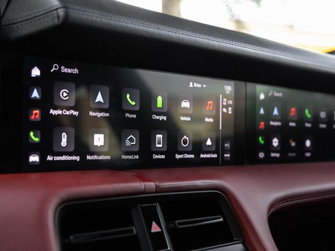 Certified 2022 Porsche Taycan 4S image 25