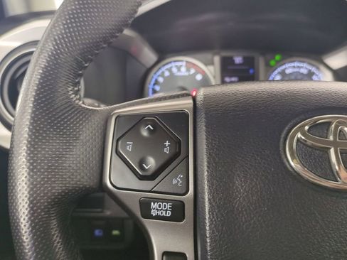 Used 2018 Toyota Tacoma SR5 image 27
