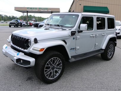 Used 2024 Jeep Wrangler High Altitude