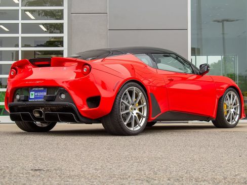 Used 2020 Lotus Evora RWD image 10