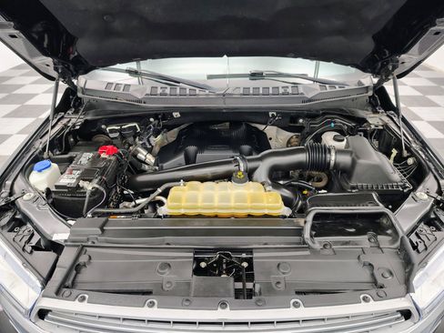 Used 2019 Ford F150 Lariat w/ Equipment Group 502A Luxury image 19