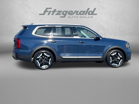 Used 2025 Kia Telluride S AWD/4WD image 3