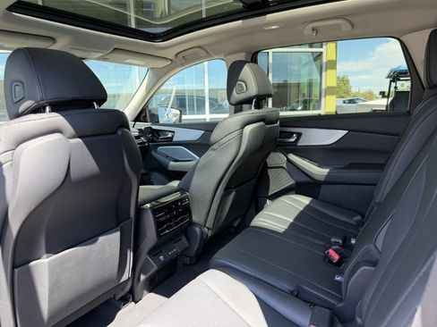 Used 2025 Acura MDX FWD image 34