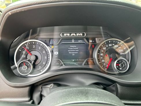 Used 2026 RAM 1500 Express AWD/4WD image 14