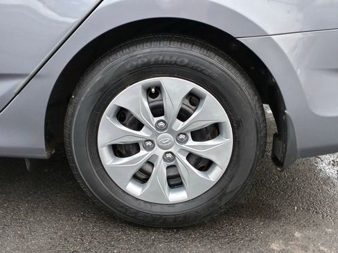 Used 2016 Hyundai Accent SE image 41