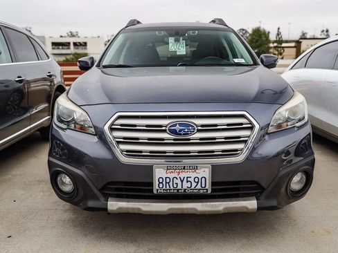 Used 2017 Subaru Outback 2.5i Limited AWD/4WD image 2