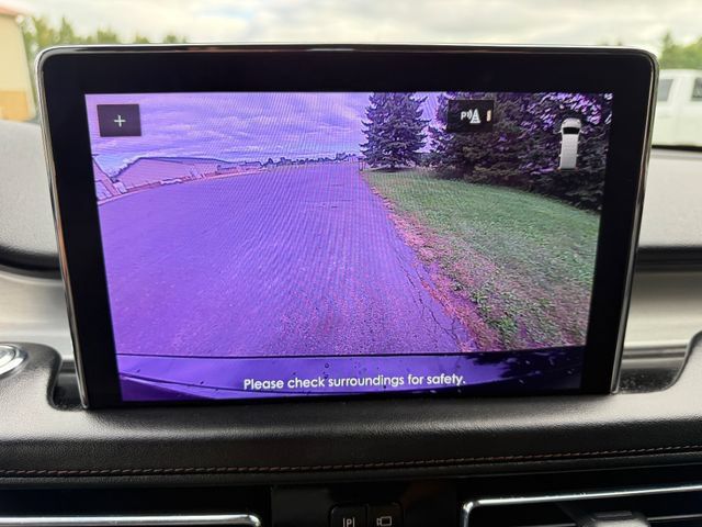 Used 2023 Lincoln Aviator AWD w/ Premium Package image 12