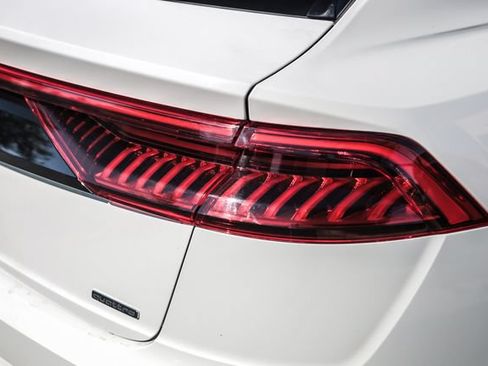 Used 2019 Audi Q8 Premium w/ Convenience Package AWD/4WD image 27