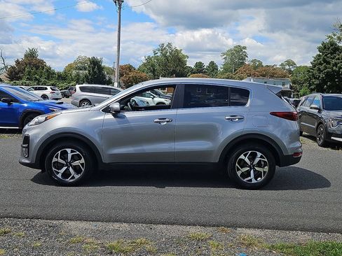 Used 2021 Kia Sportage LX FWD image 4