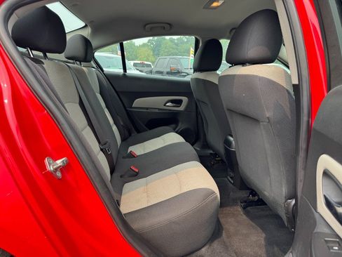 Used 2016 Chevrolet Cruze LS FWD image 17